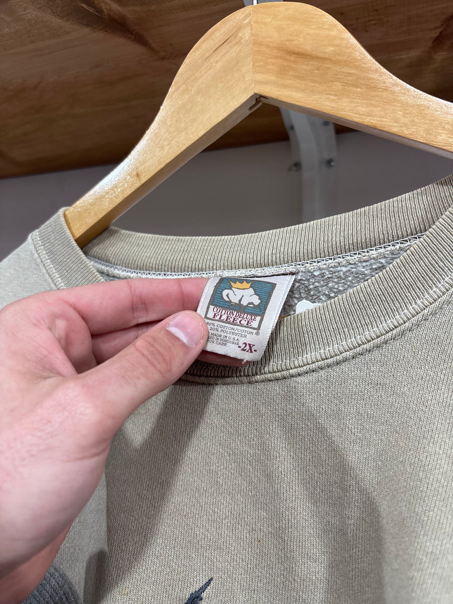 Vintage Missouri Trout Lodge Crewneck