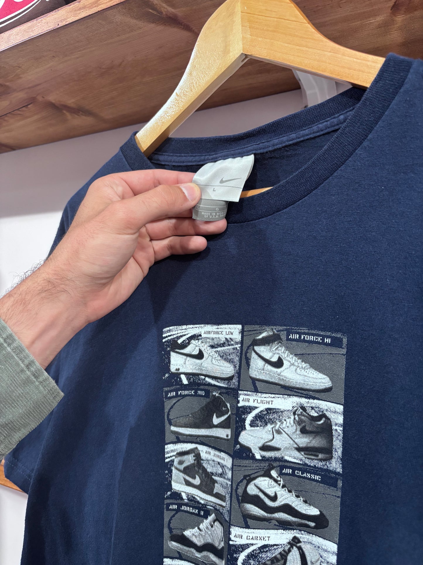 Vintage Nike Sneakerology 101 Tee