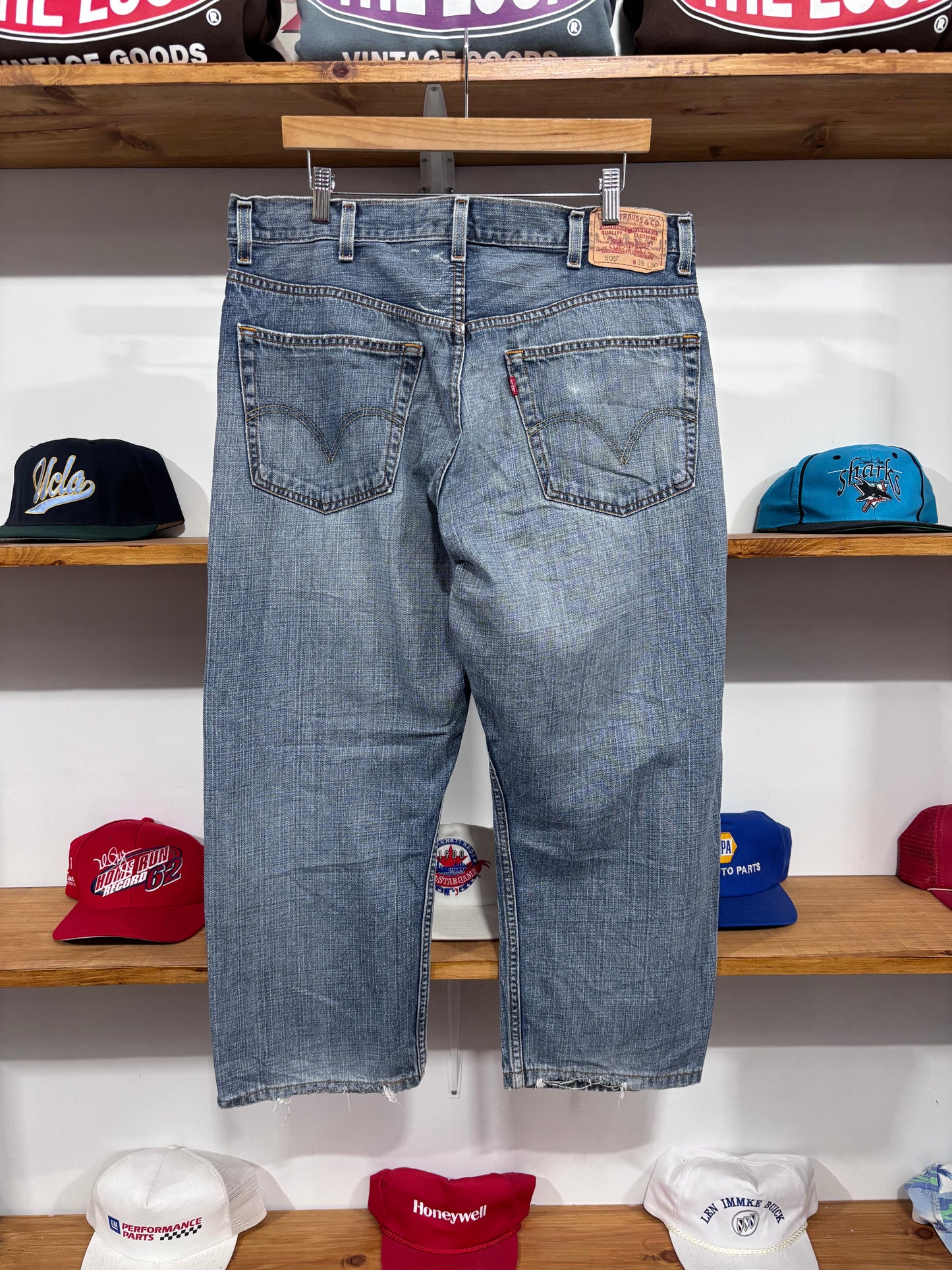 Vintage Levi’s 505 Dark Wash Jeans