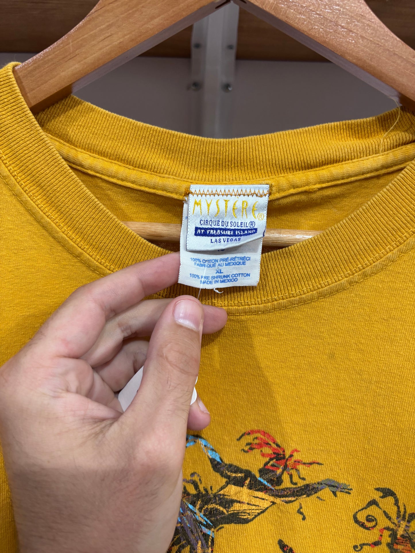 Vintage Mystère Cirque du Soleil Tee