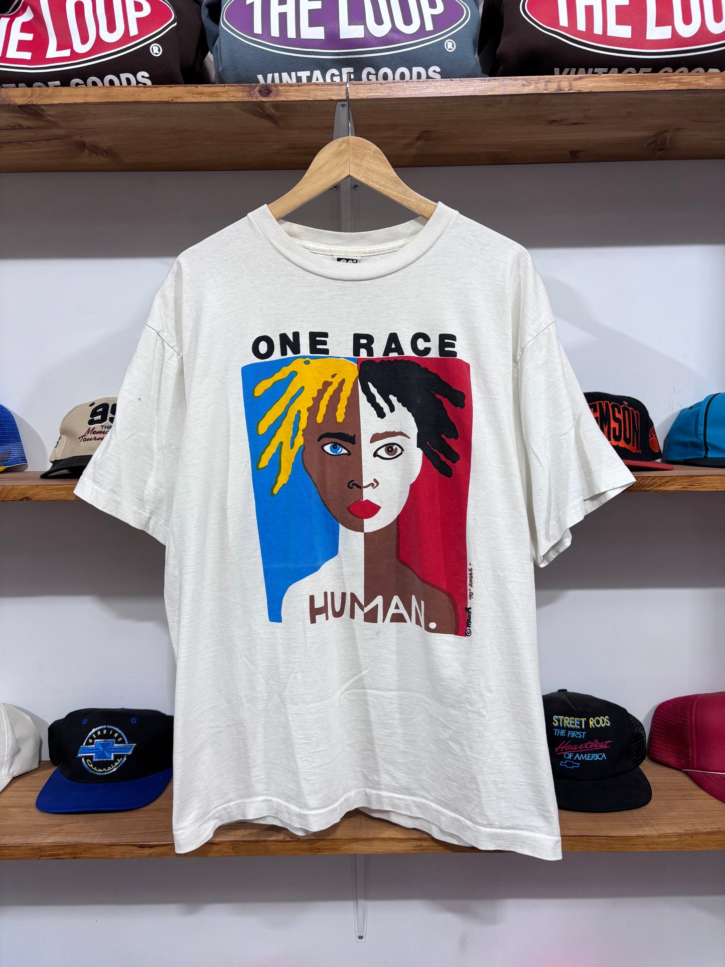 Vintage One Race Human Tee