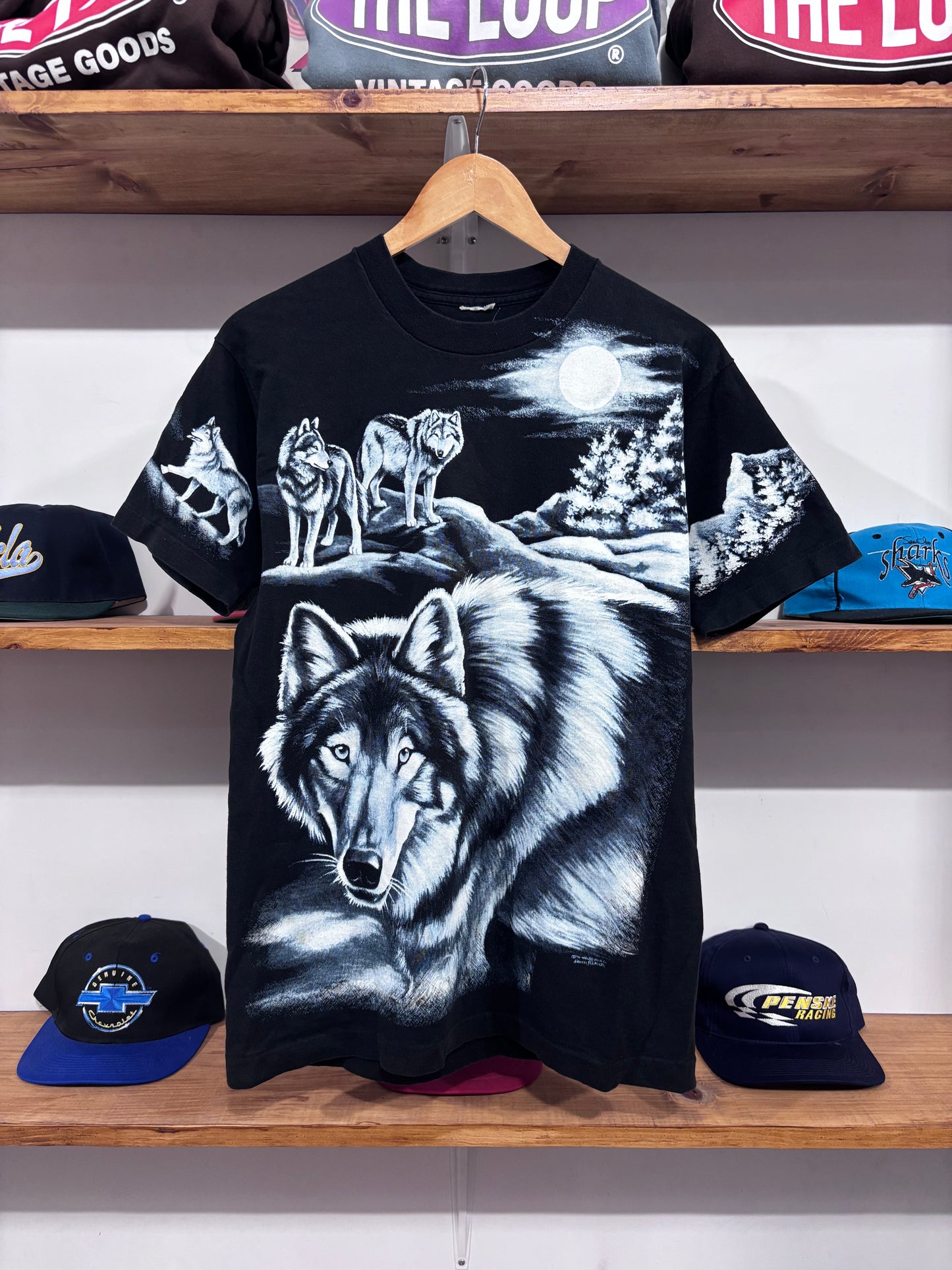 Vintage Wolf Nature AOP Tee