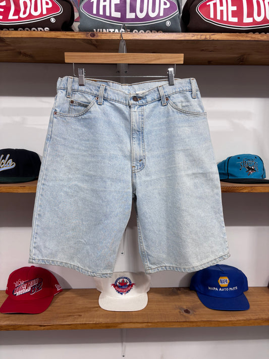 Vintage Levi’s 550 Light Wash Jorts