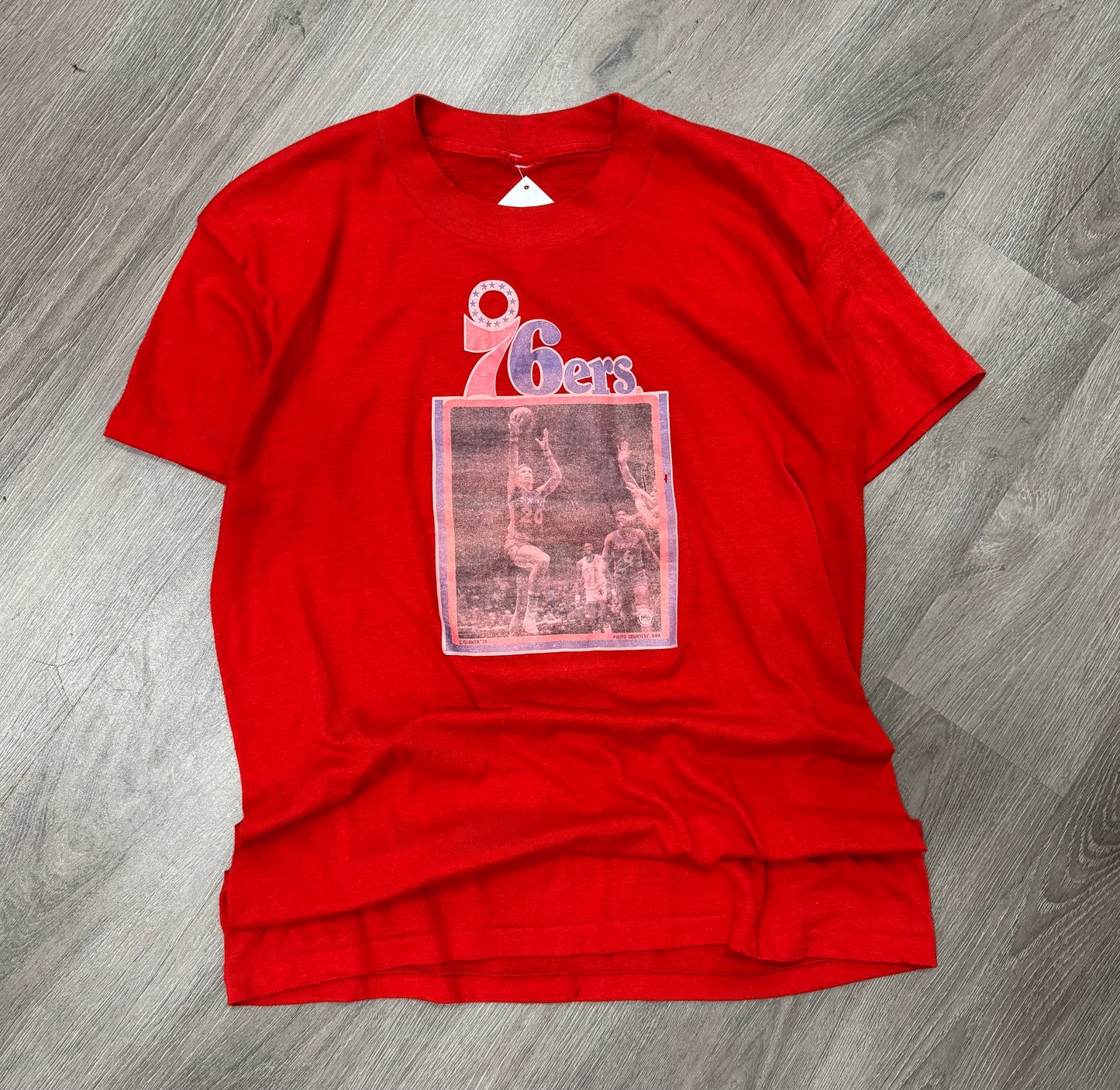 Vintage 76ers Tee