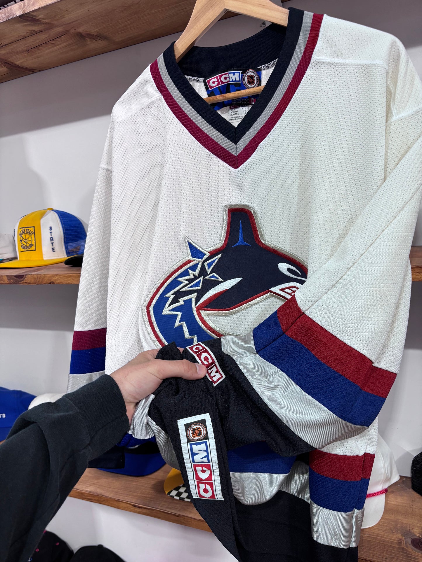 Vintage Vancouver Canucks Hockey Jersey