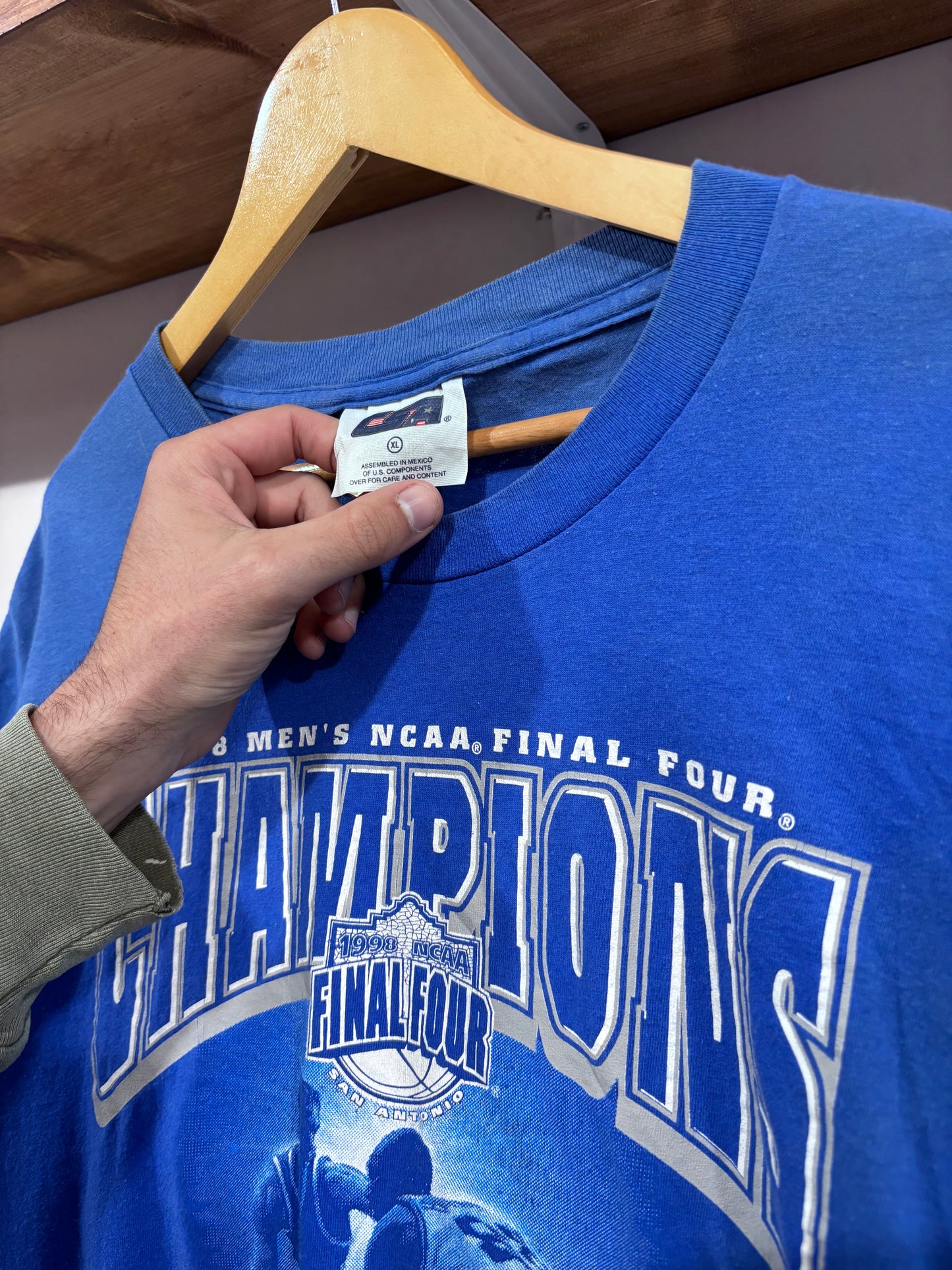 Vintage Kentucky Wildcats Final Four Tee