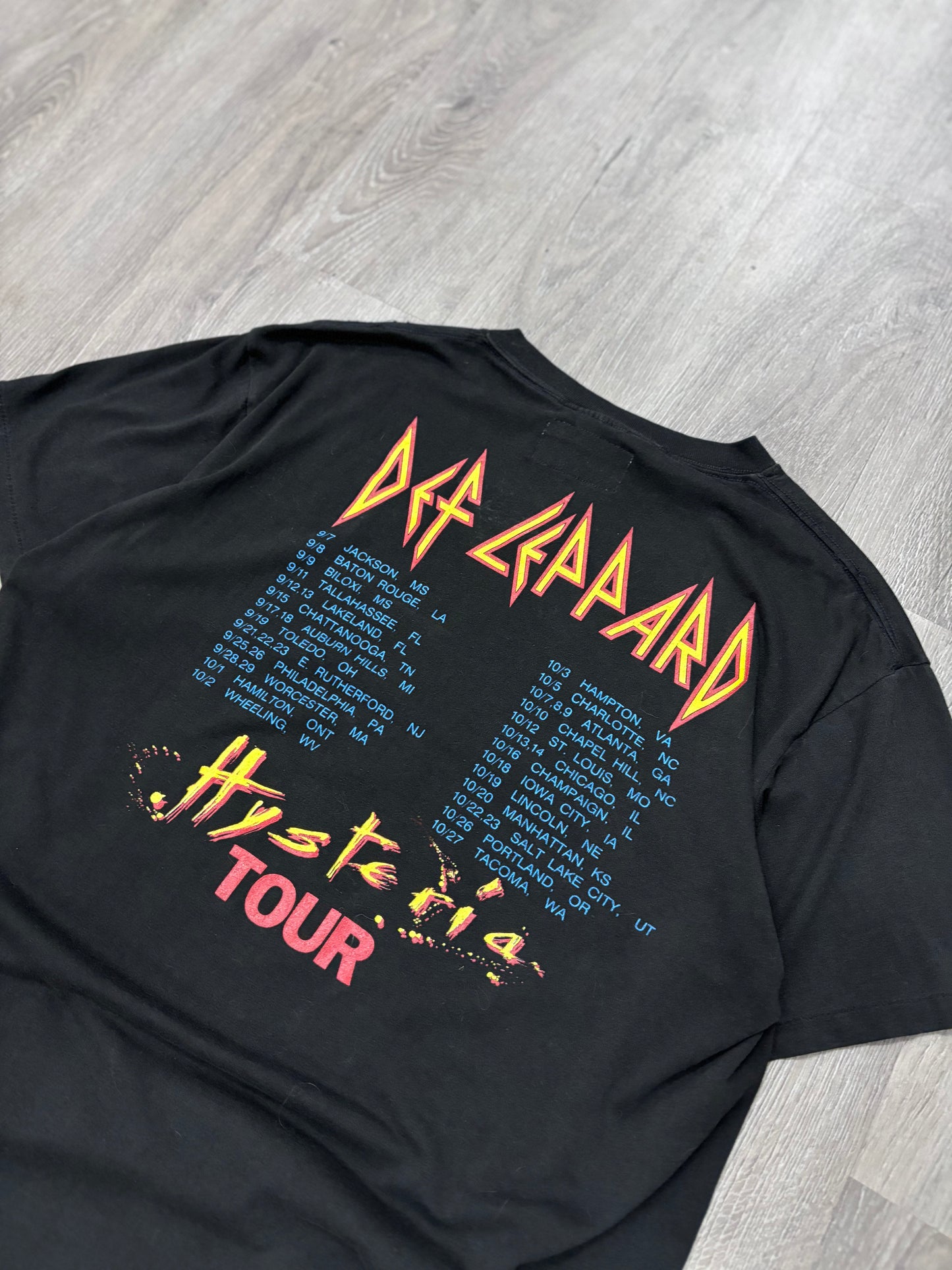 Vintage Def Leppard Hysteria Tour Tee